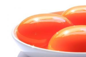 ביצים בצבע "הנכון": איך לעשות חלמון כתום