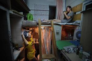 דירות Capsule בסין, או איך לשרוד בתוך קופסה מתחת למקרר