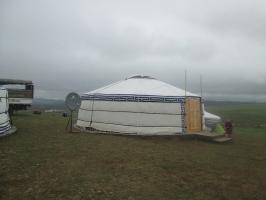 איך לצייד yurt מונגולי ותוצאות ביקורה בפסטיבל המקומי